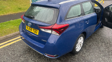 Toyota Auris 1.8 Hybrid Icon Tech TSS 5dr CVT Hybrid Estate